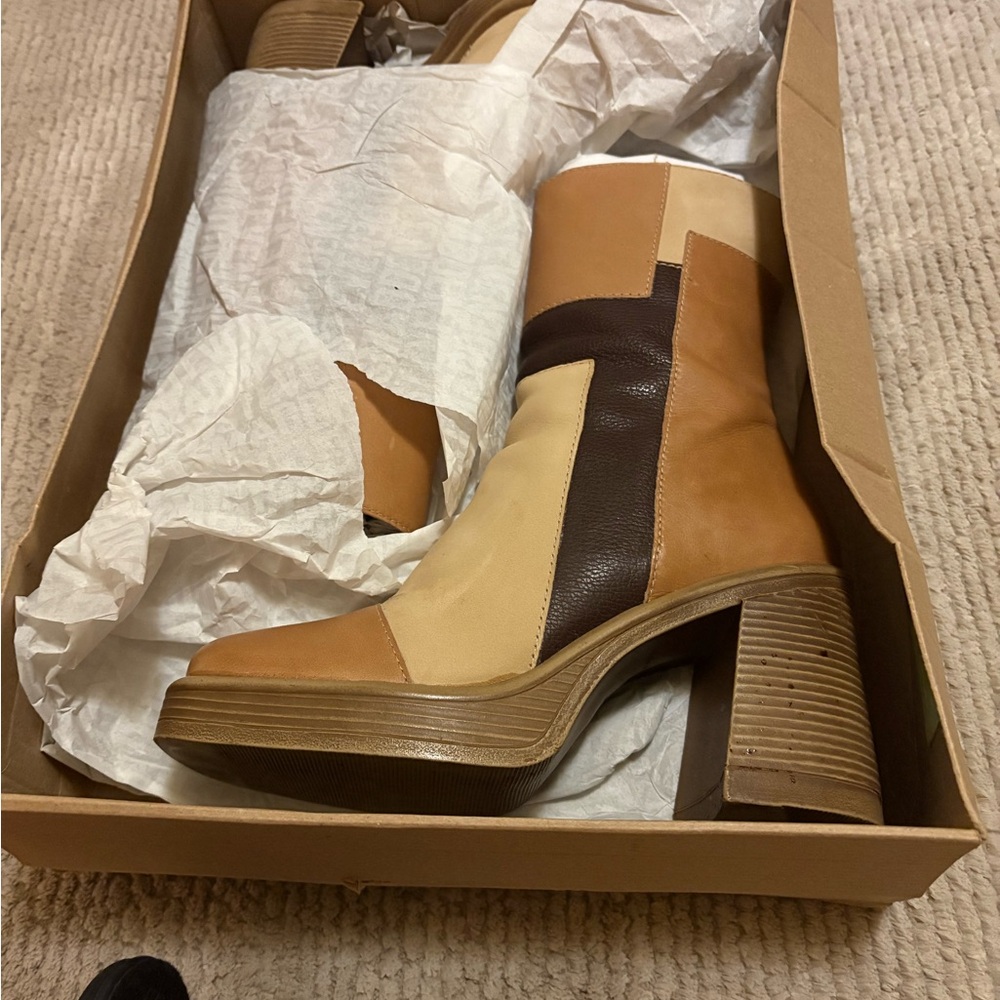 Steve Madden Platform Boots